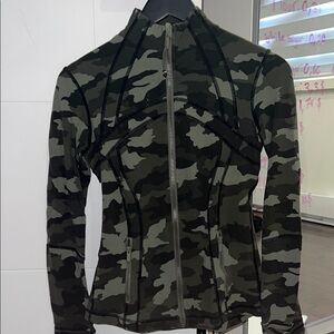Lululemon Camouflage Zip-Up define Jacket